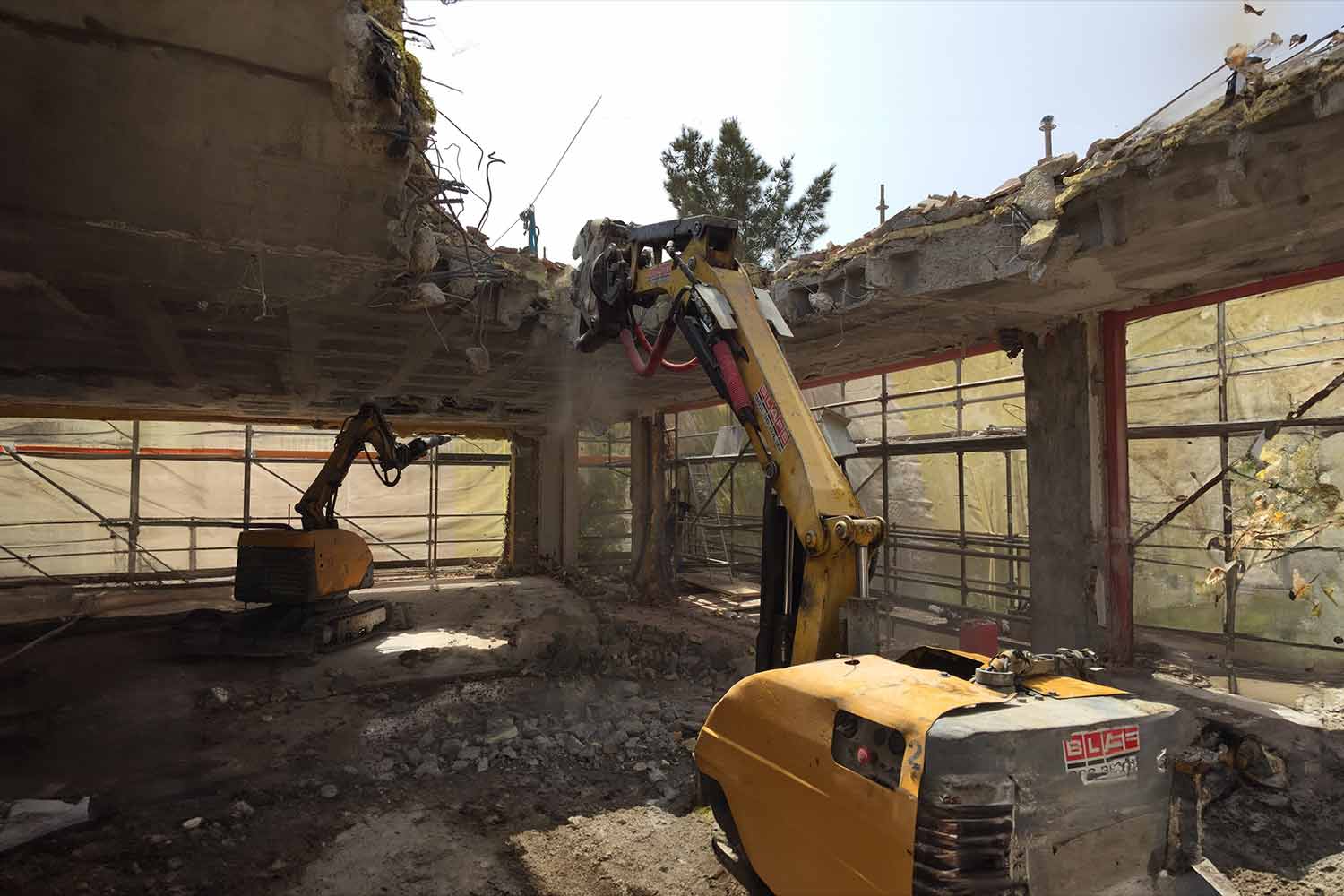 Demolición con robots